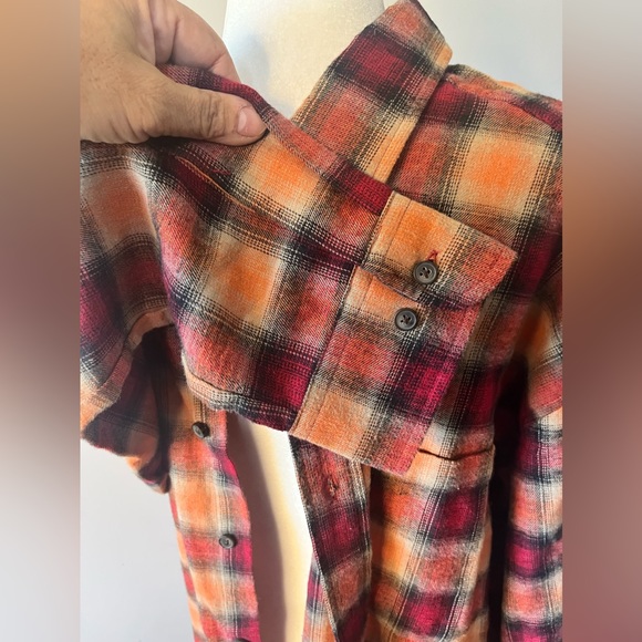 St John’s Bay Men’s Long Sleeved Button Downed Shirt in Fall Colors!! - Picture 6 of 9